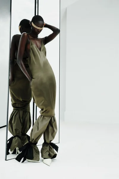 Look 15